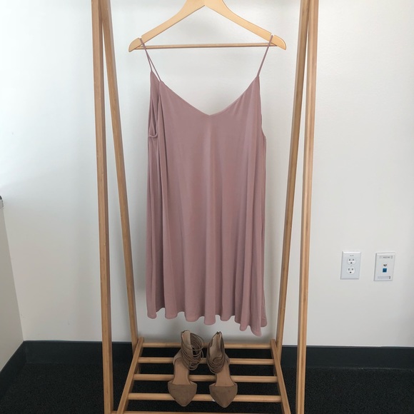 H&M Dresses & Skirts - H&M Blush Dresss